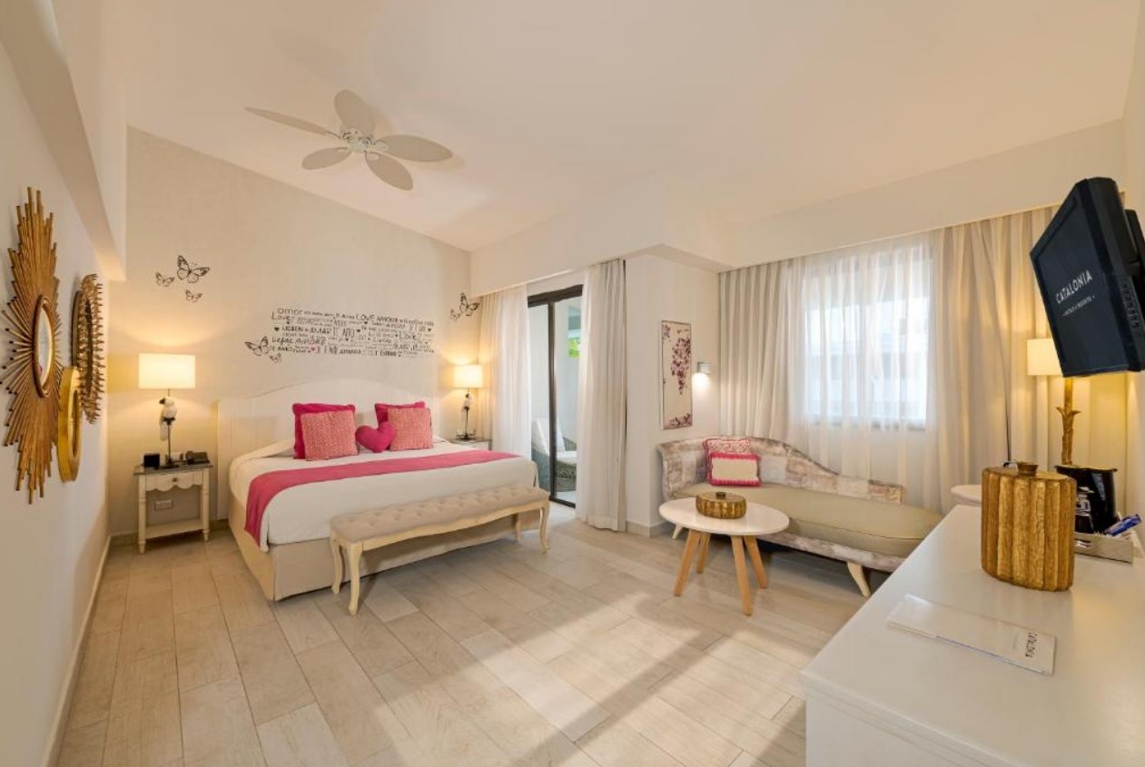 Privileged Romance Deluxe Junior Suite, Catalonia Bavaro Beach 5*