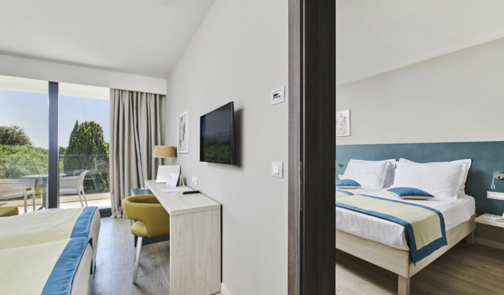 SUPERIOR ROOM WITH BALCONY - CONNECTED, Sol Sipar for Plava Laguna 4*