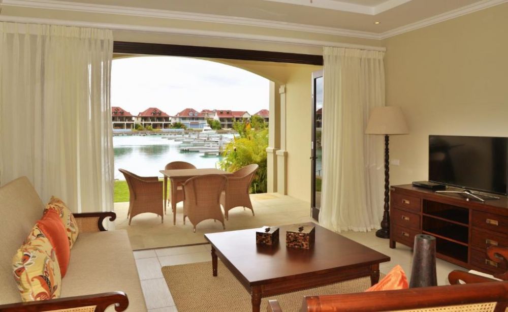 1/2/3/4 bedroom Apartment, Eden Island Luxury Accommodation 4*