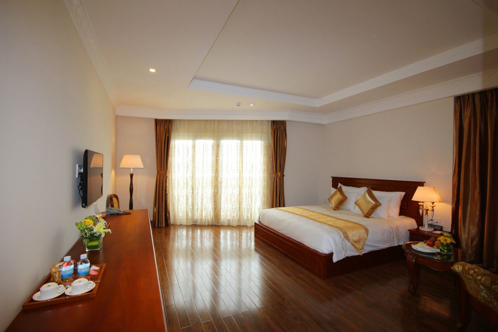 Deluxe, Nha Trang Palace 4*