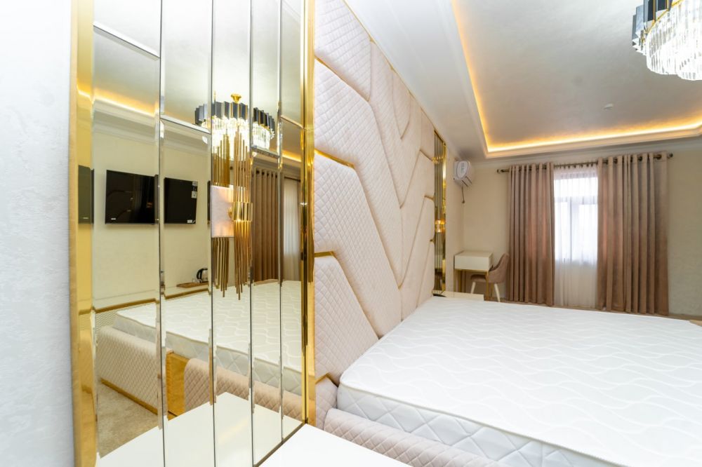 Superior Suite, Shohjahon 3*