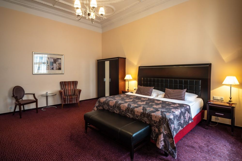 Junior Suite, Embassy Prague 4*