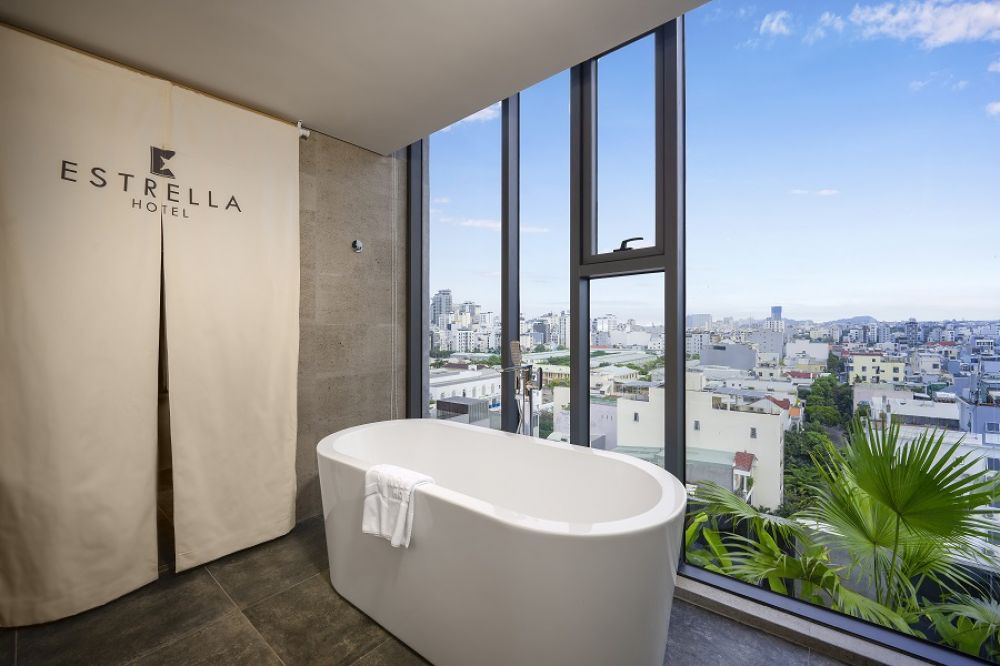 Sky Suite City View, Estrella Boutique Hotel 3*