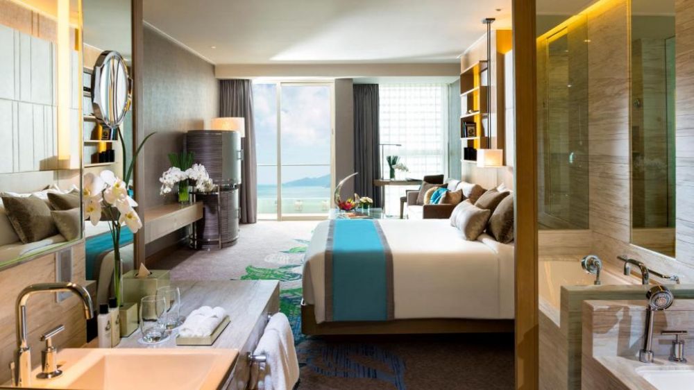 Junior Suite Ocean View, InterContinental Nha Trang 5*