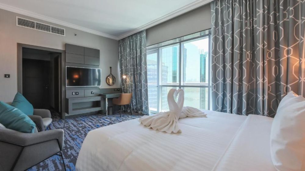 One Bedroom Suite, Edge Creekside Hotel 4*