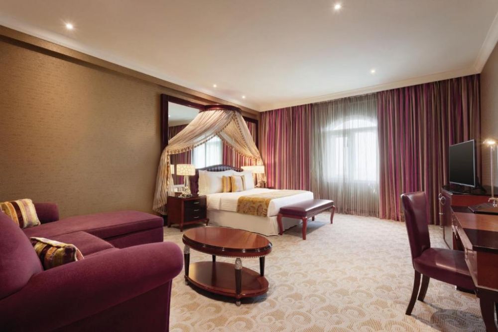 Executive Room, Wyndham Grand Regency Hotel 5*