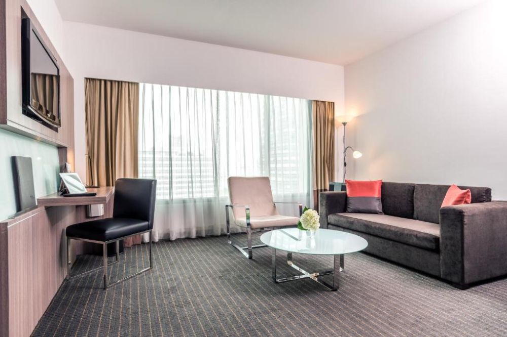 Suite, Novotel Bangkok Silom Road 4*