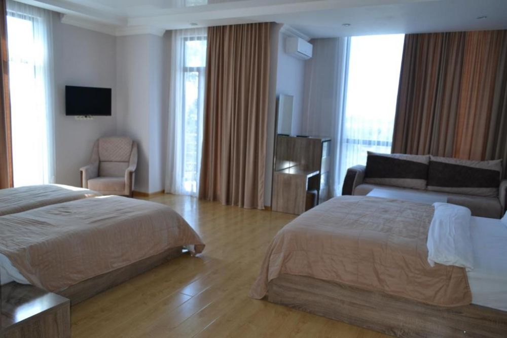 Family Room, Skyline Batumi 4*