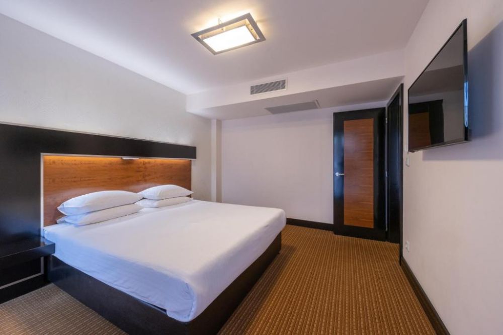 Deluxe Suite, Grand Majestic Plaza 4*