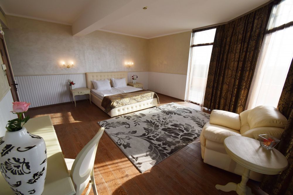 1 BEDROOM APARTMENT LUX, Balneohotel Allegra 4*