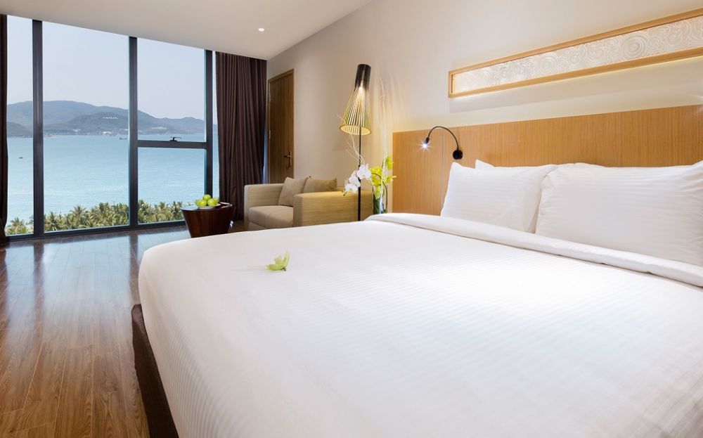 Premium Deluxe SV, Star City Hotel & Condotel Beachfront Nha Trang 5*