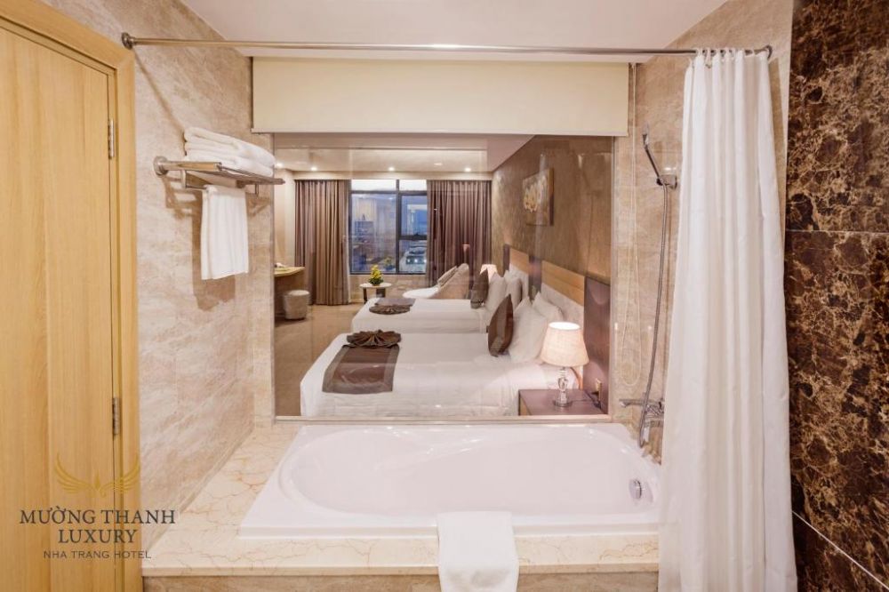 Deluxe ROH, Muong Thanh Luxury Nha Trang 5*