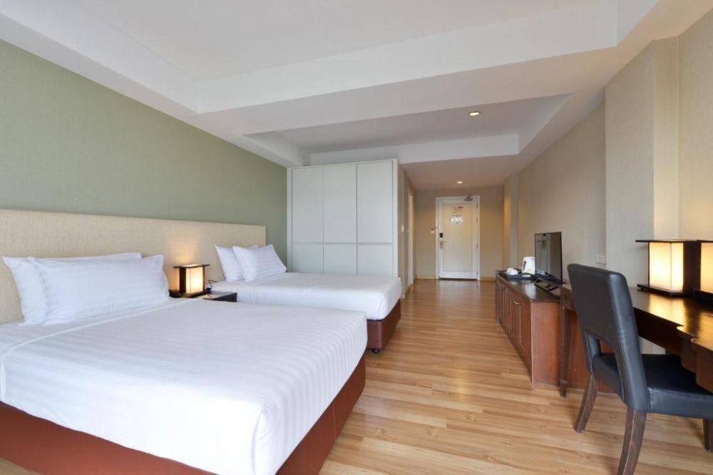 Superior Room, D Varee Jomtien Beach 4*