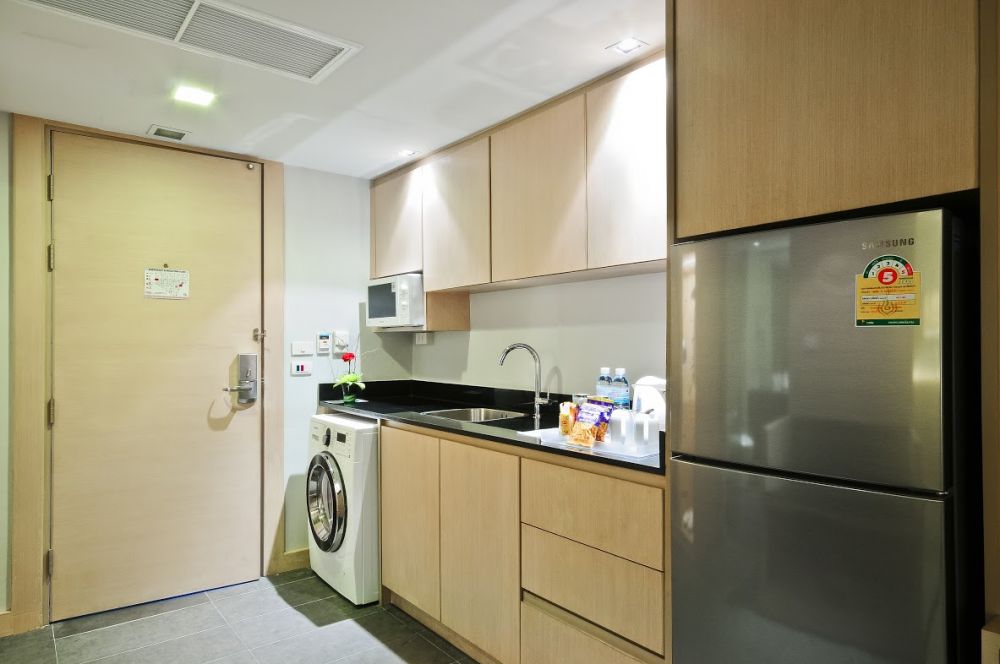 Premier Triple Room, Ashlee Heights Patong Hotel 4*