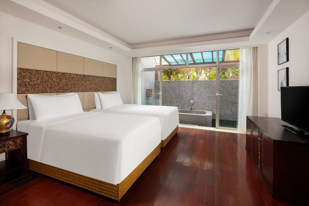 Classic twin room (ex.Town House Standard Room (balcony blocked by a wall)), Grand Mercure Sanya Yalong Bay (ex. Huayu Resort & Spa Yalong Bay Sanya) 5*