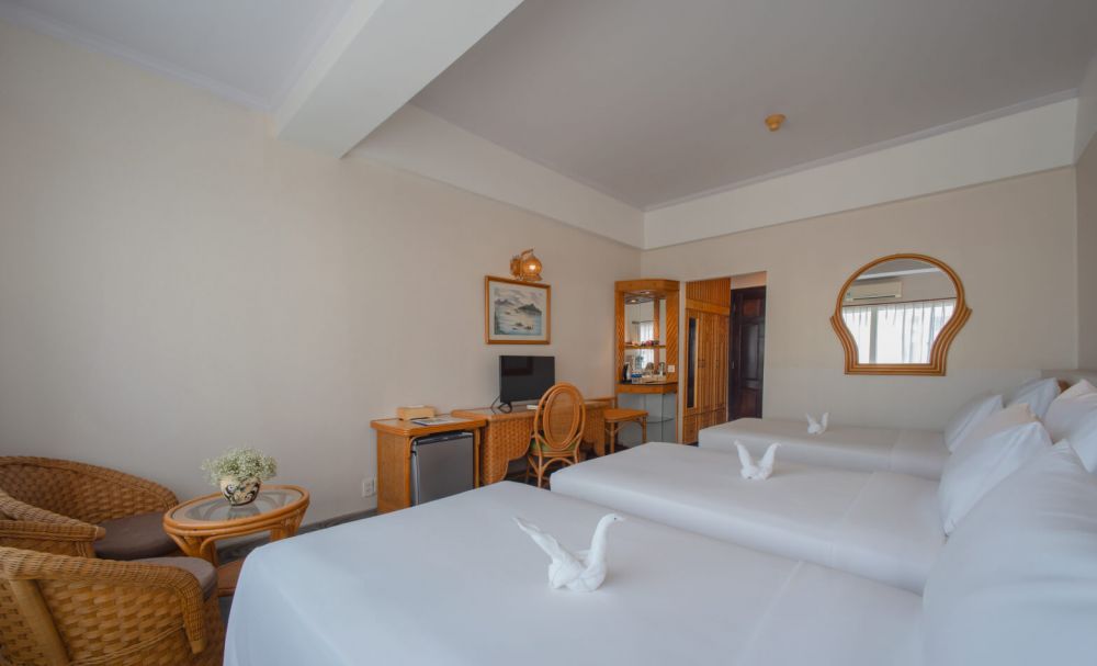 Deluxe Triple, Green Hotel Nha Trang 3*