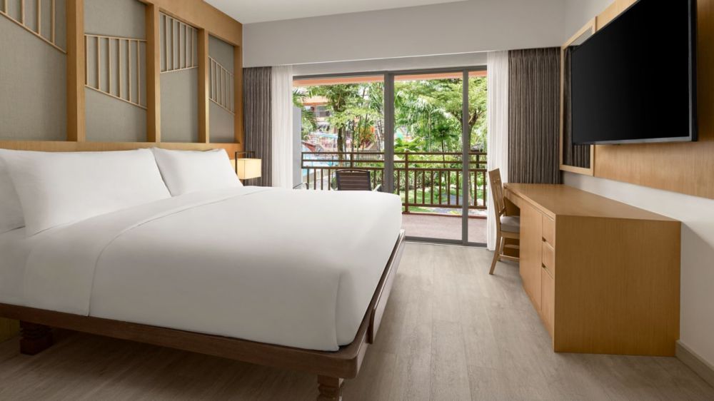 Junior Suite, Courtyard by Marriott Phuket, Patong Beach Resort (ex.Patong Merlin Hotel) 4*