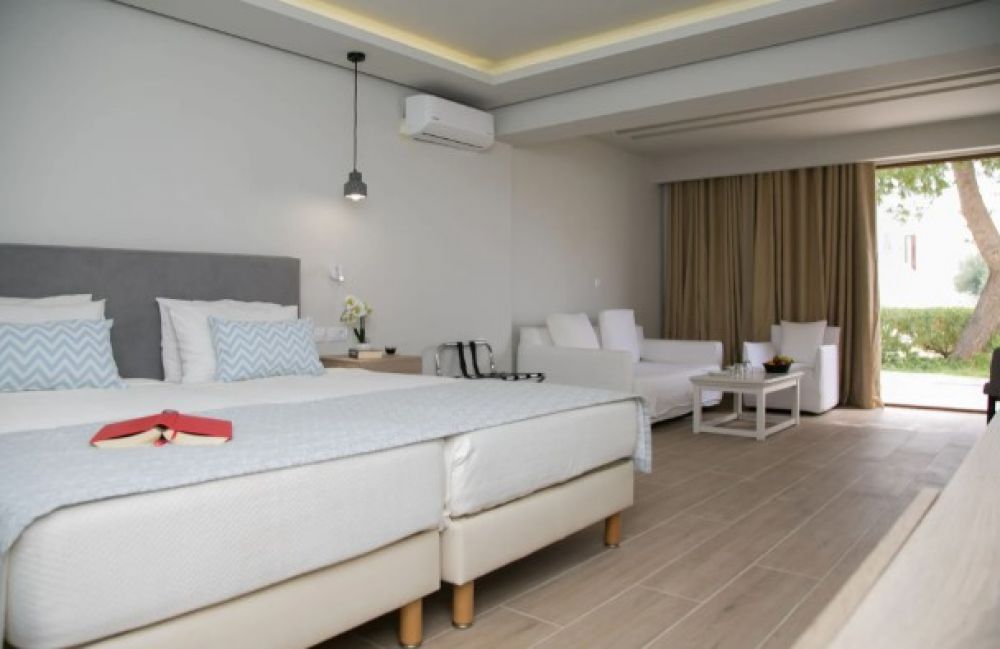 Bungalow GV/SV/Beach Front, Almyra Hotel & Village Giannoulis 4*