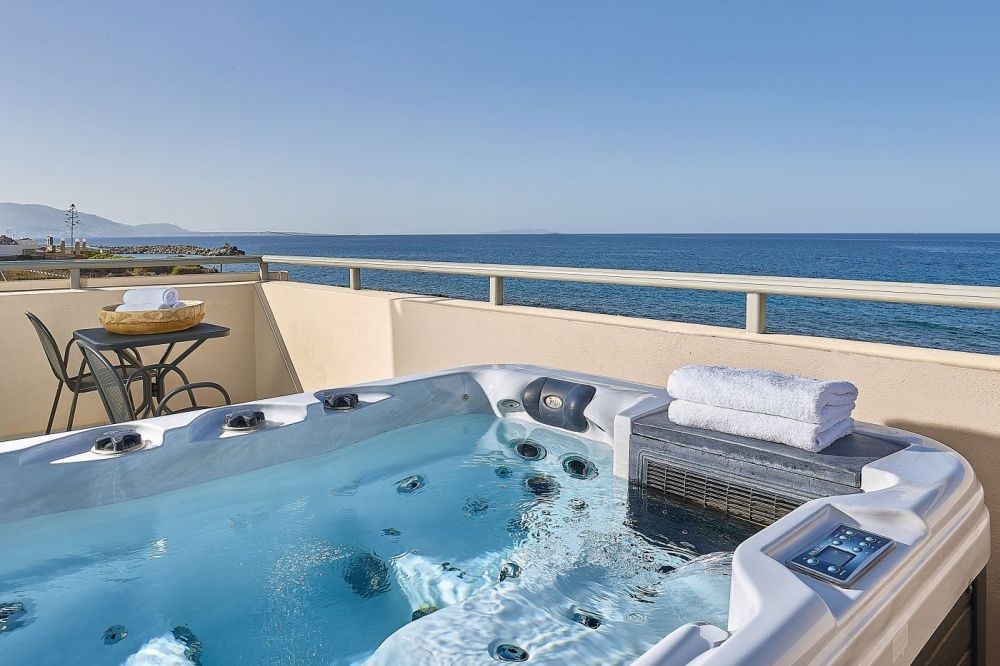 Suite 1 Bedroom SV Open Air Jacuzzi, Castello Village Resort 4*