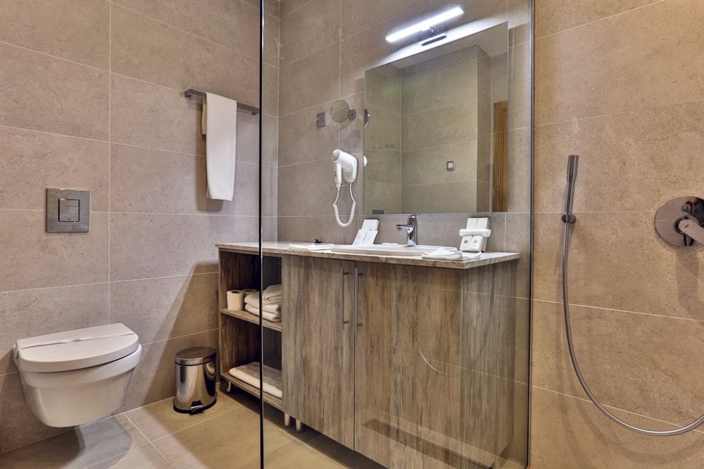 One Bedroom Apartment, Wow Hotel 4*