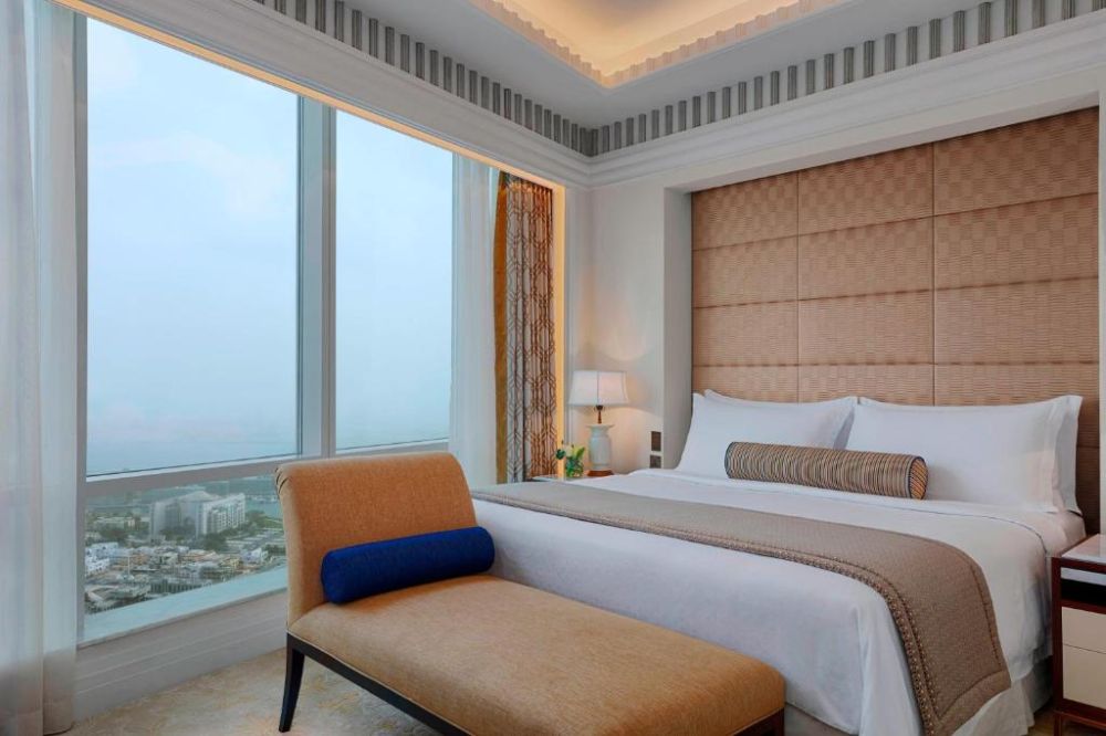 Junior Suite, The St. Regis Abu Dhabi 5*