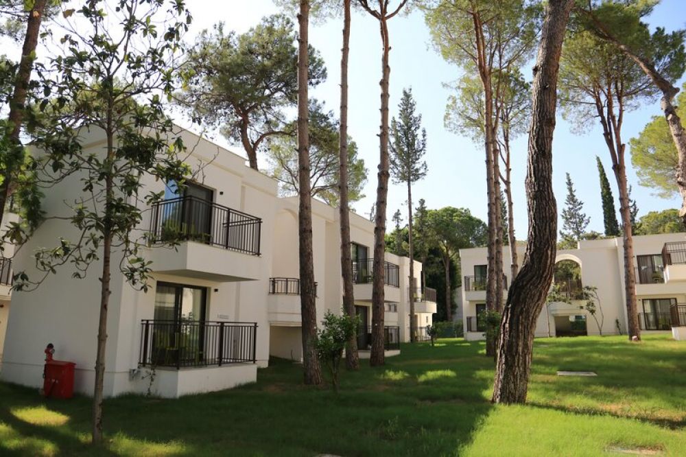 Grand Deluxe Family Room, Siu Collection 5*