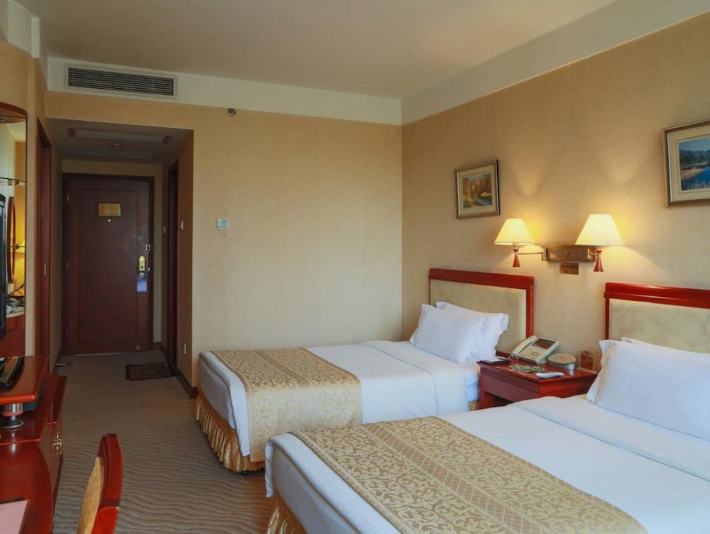 Deluxe, River View Hotel 4*