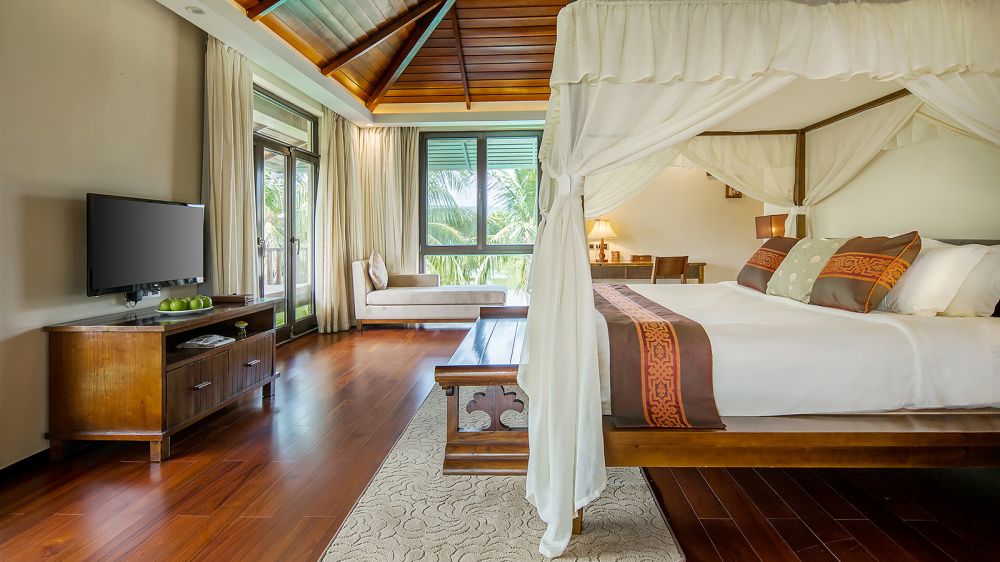 Executive Villa, Yalong Bay Villas & Spa 5*