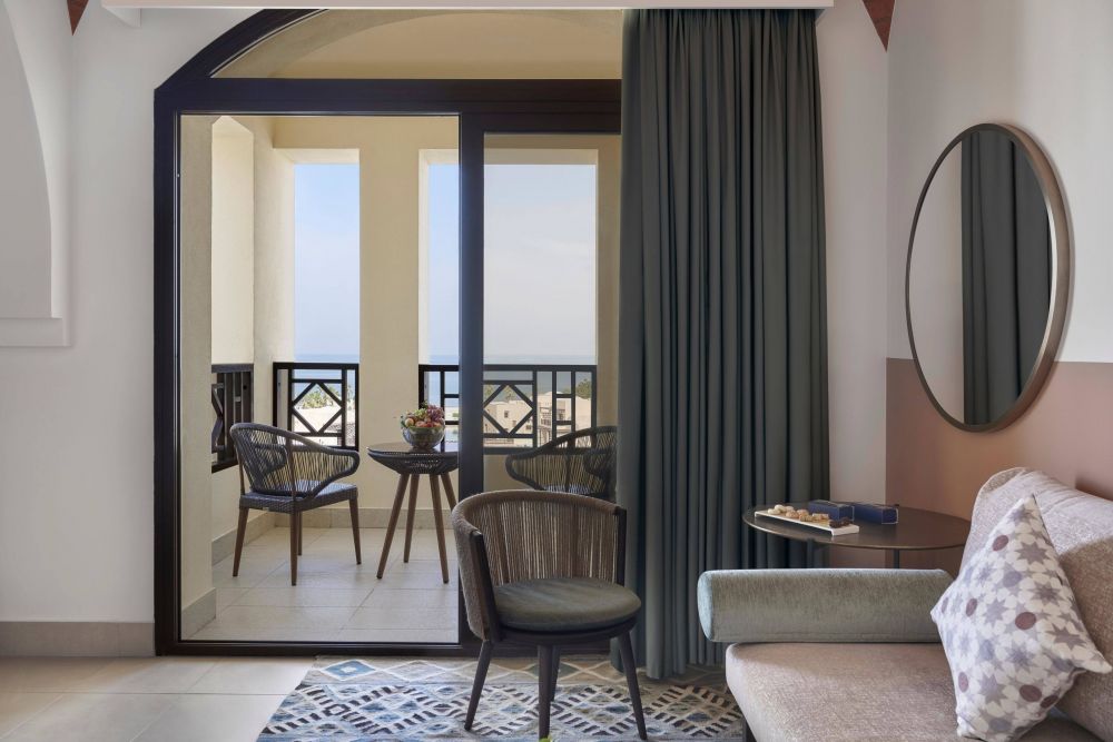 Guest Room/ Sea View Room, The Cove Rotana Resort 5*