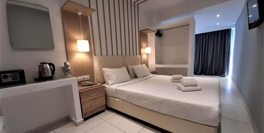 Standart, Elite Hotel 4*