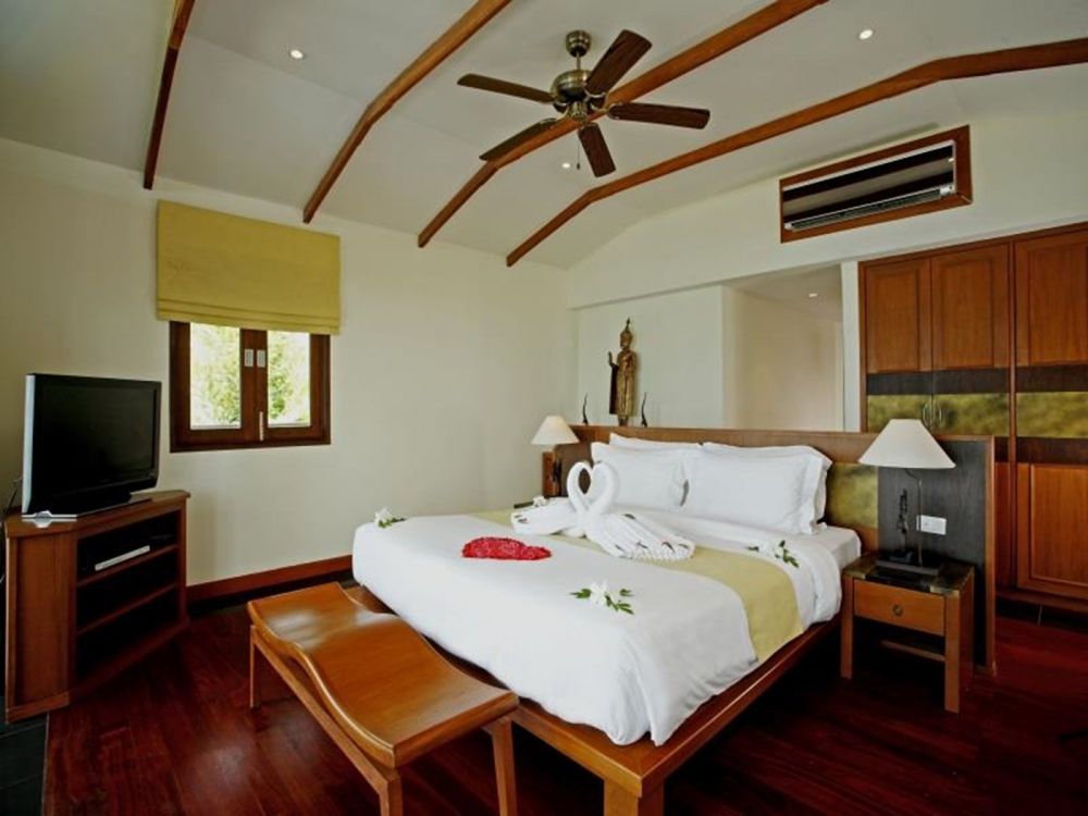 2 BR Grand Seaview Pool Villa, Barcelo Coconut Island (ex. The Village Coconut Island) 5*