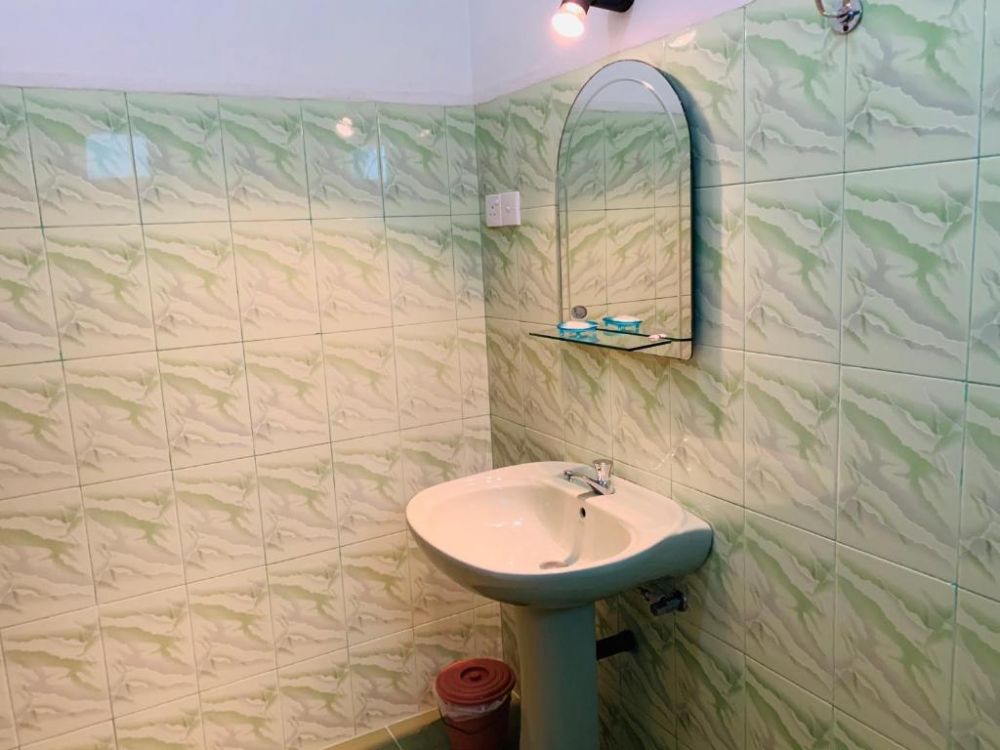 Standard Room non AC/with AC, Sam's Guest House 2*