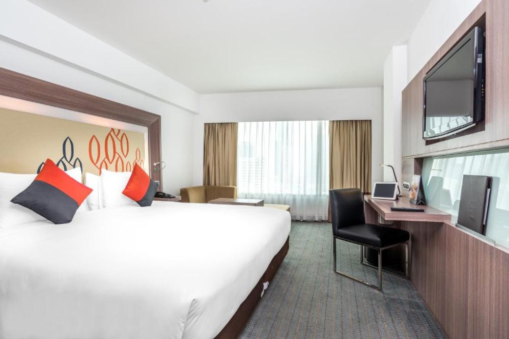 Deluxe, Novotel Bangkok Silom Road 4*