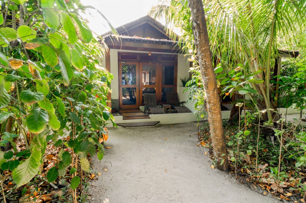 Reethi Sunrise Villa, NH Collection Maldives Reethi Resort (ex. Reethi Beach Resort) 4*