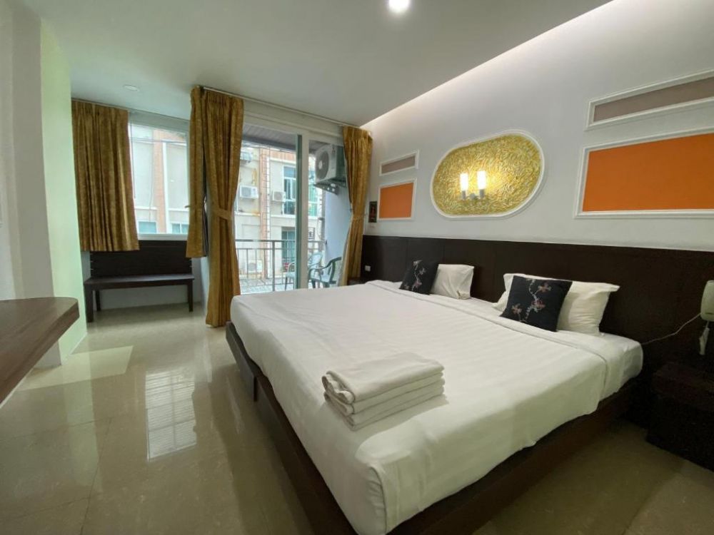 Superior Room, 77 Patong Hotel & SPA 3*