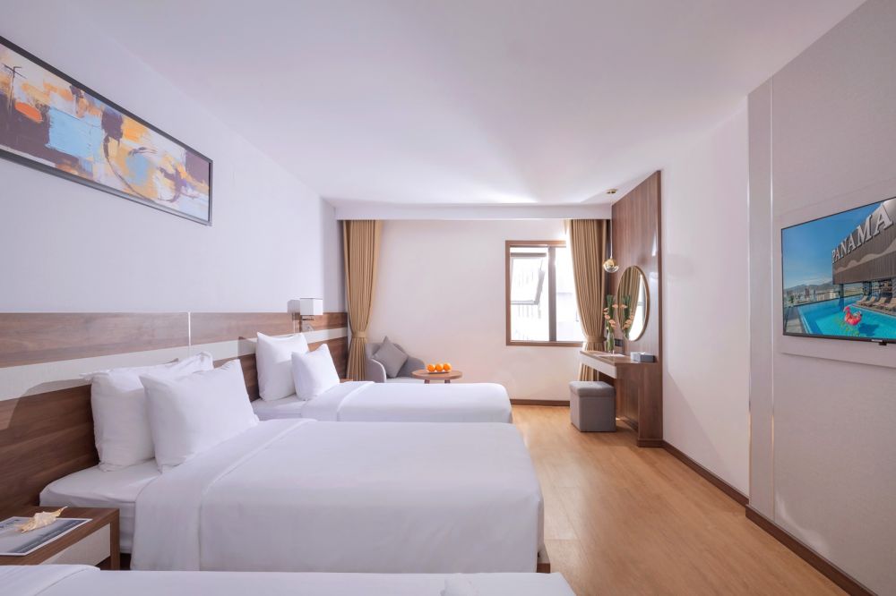 Superior Twin/Triple City View, Panama Nha Trang 5*