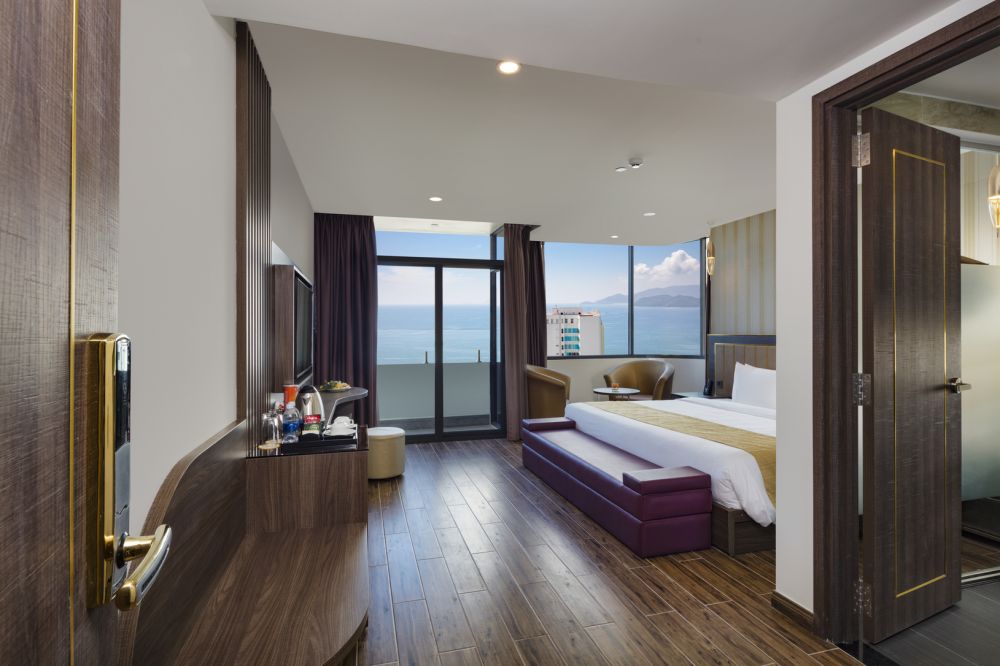 Executive Partial SV, V Hotel Nha Trang 4*