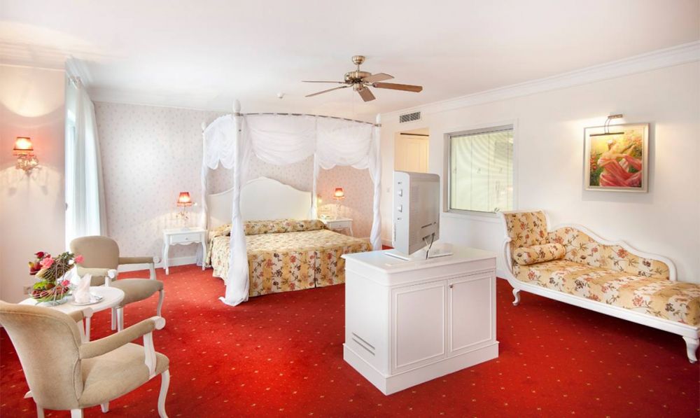 HONEYMOON ROOM, Belconti Resort 5*
