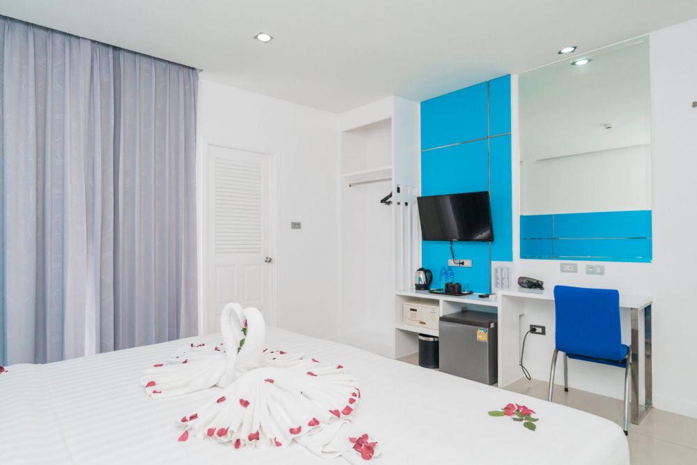 Superior Room, Patong Diamond Hotel 3*