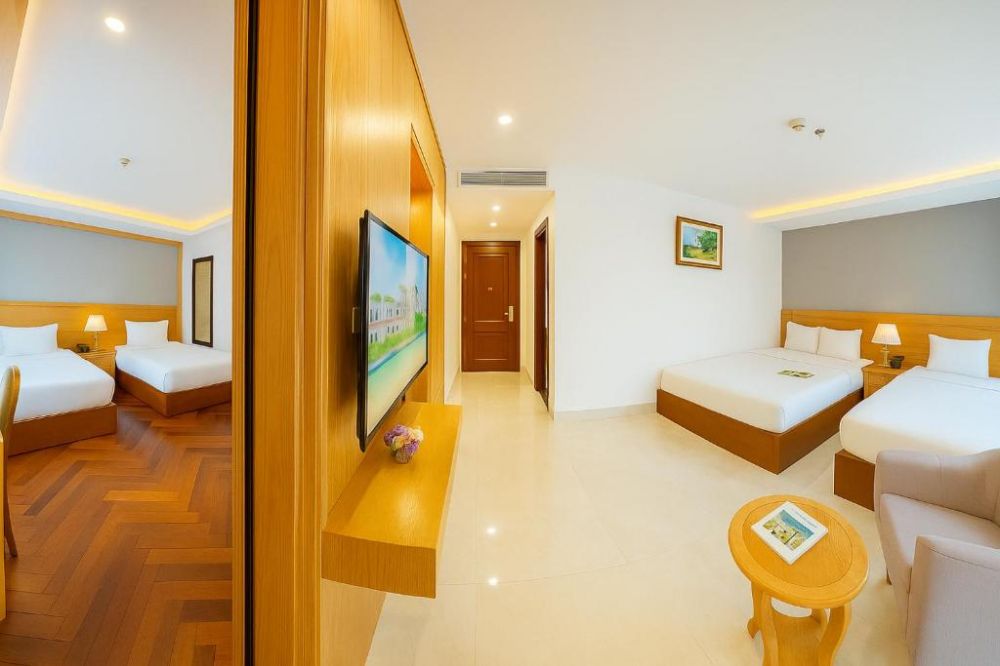 Connecting, Sunny Ocean Hotel & Spa 4*