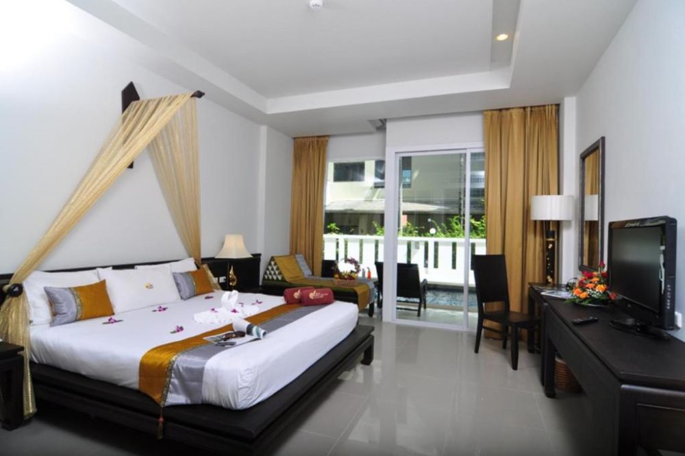 Premier Pool Access, Baan Karonburi Resort 3*