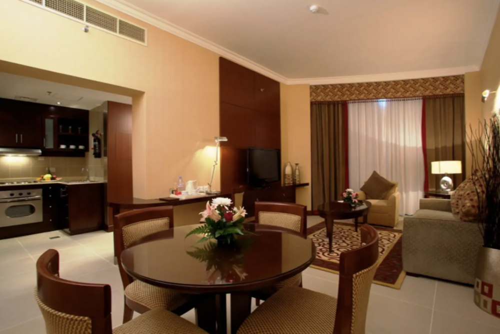 Junior Suite / 1 bedroom unit w/ kitchenette, Concorde Hotel Fujairah 5*