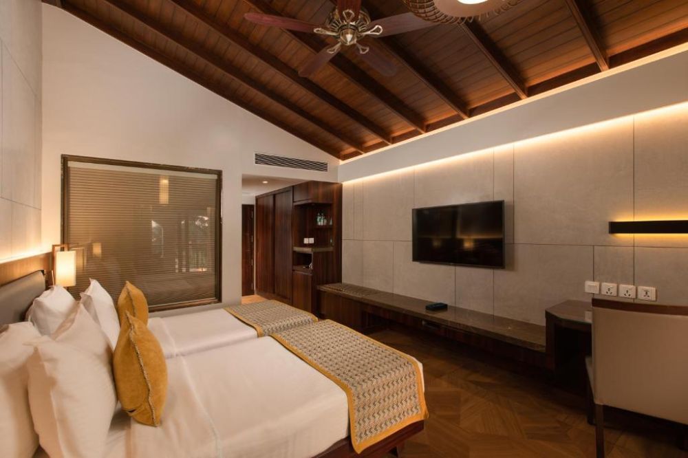 Ocean View Room, Kenilworth Resort & Spa Goa 5*