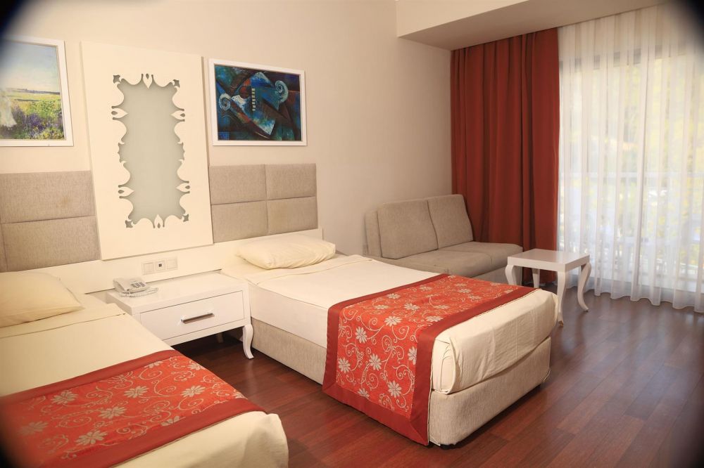 Standard Room, Grand Mir Amor 4*