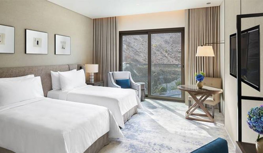 Deluxe Room Mountain View, Address Beach Resort Fujairah 5*