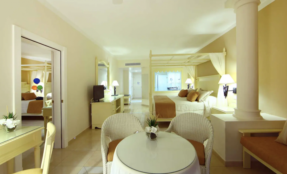 Connecting Junior Suite Superior, Bahia Principe Grand El Portillo 5*