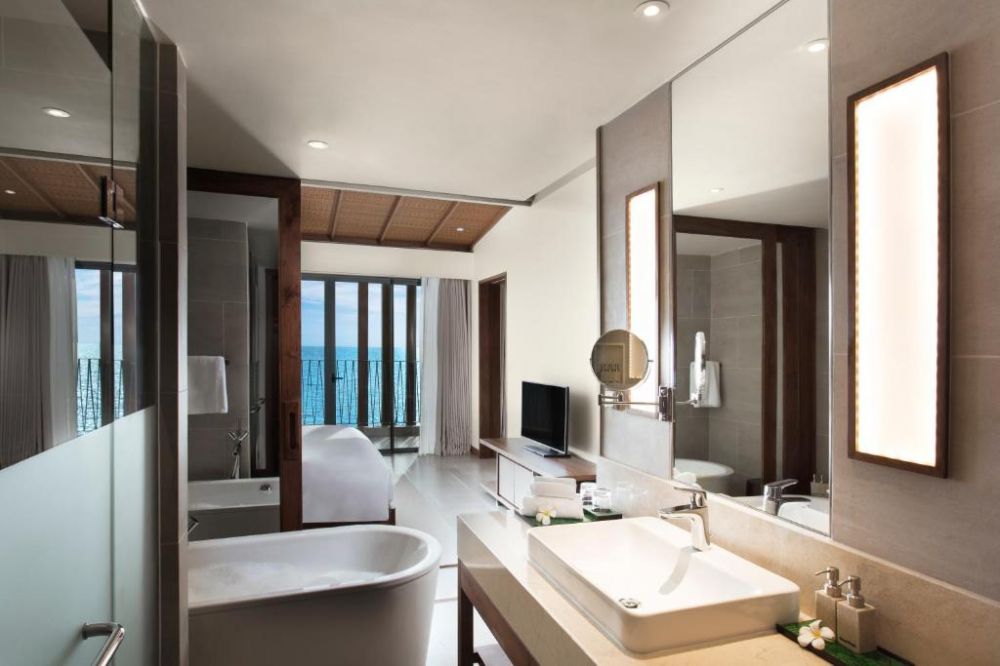 Executive Suite, Dusit Princess Moonrise Beach Resort 5*