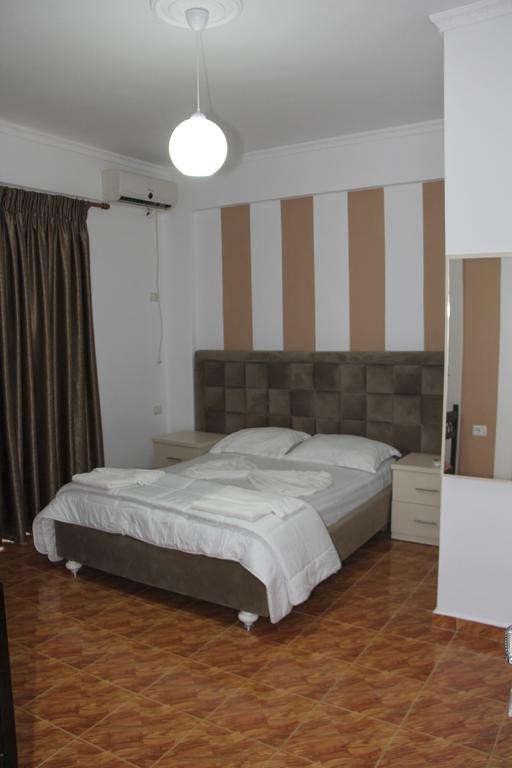 Double Room, Ilio 3*