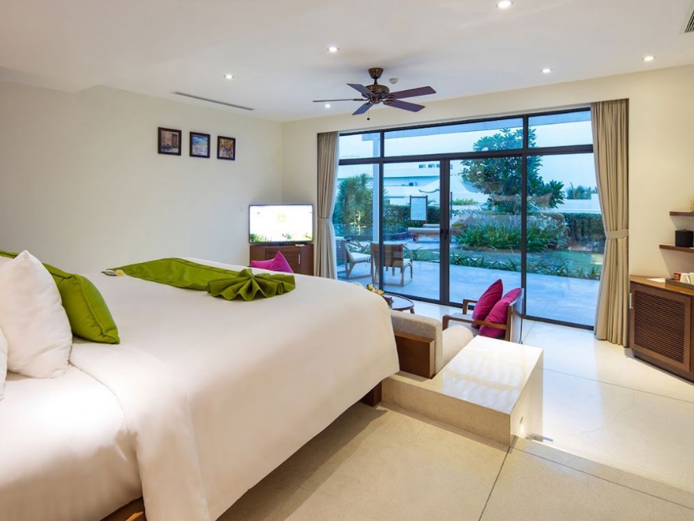 Terrace Pool Suite Double, Cam Ranh Riviera Beach Resort & Spa 5*