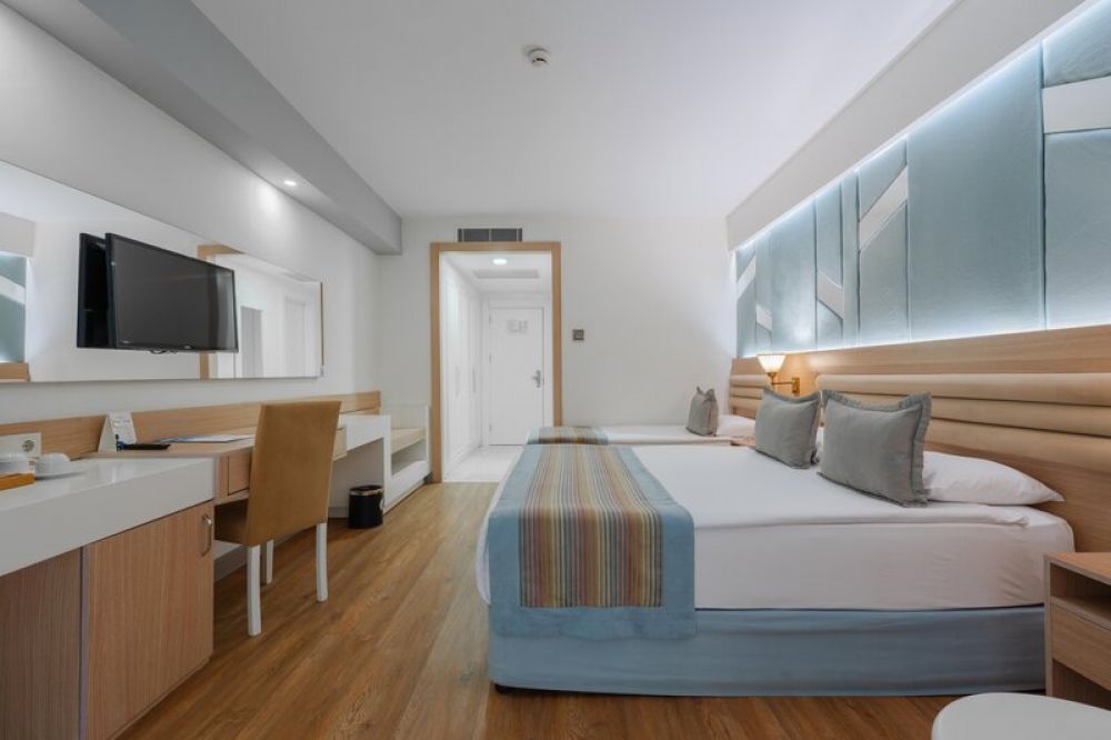 Standart Room LV/SSV, Dream World Hill 5*